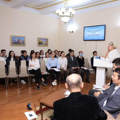 4 фотография