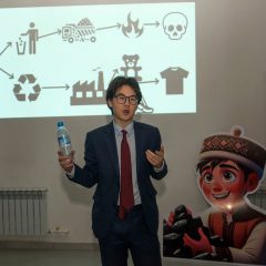 image-10-04-25-12-482