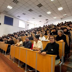 25640670-ad03-488d-a388-0ea9c84dbcbc